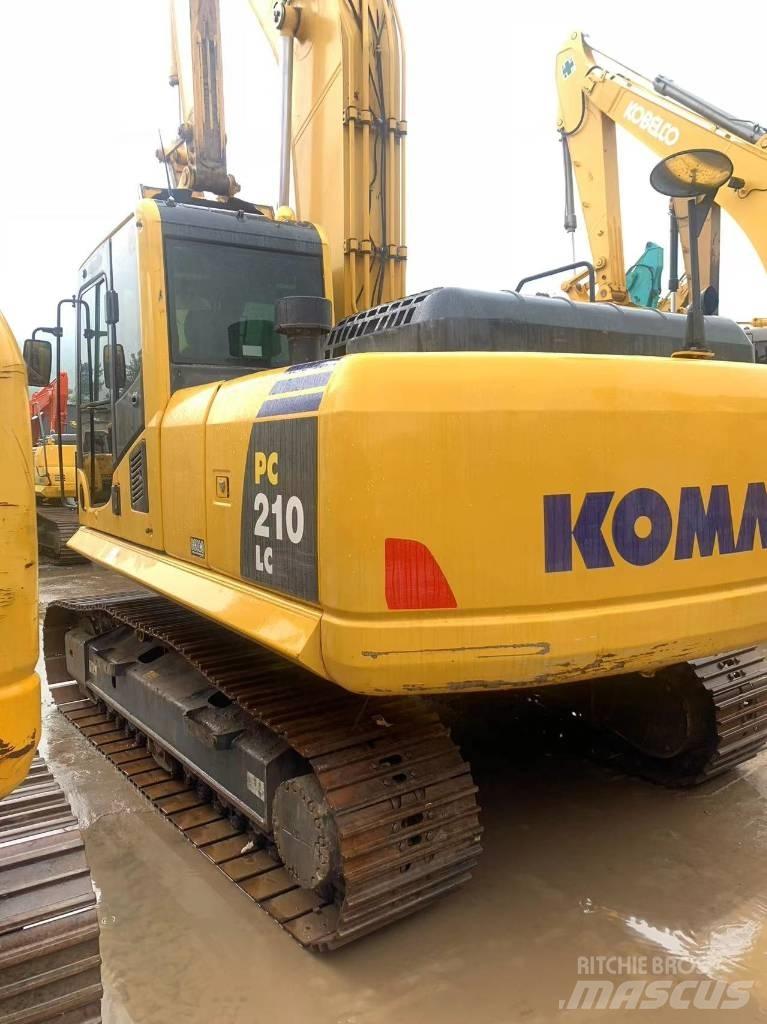 Komatsu PC 210-8 Bageri gusjeničari