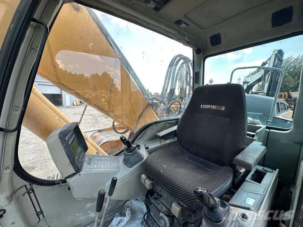 Liebherr R 924 C Bageri gusjeničari
