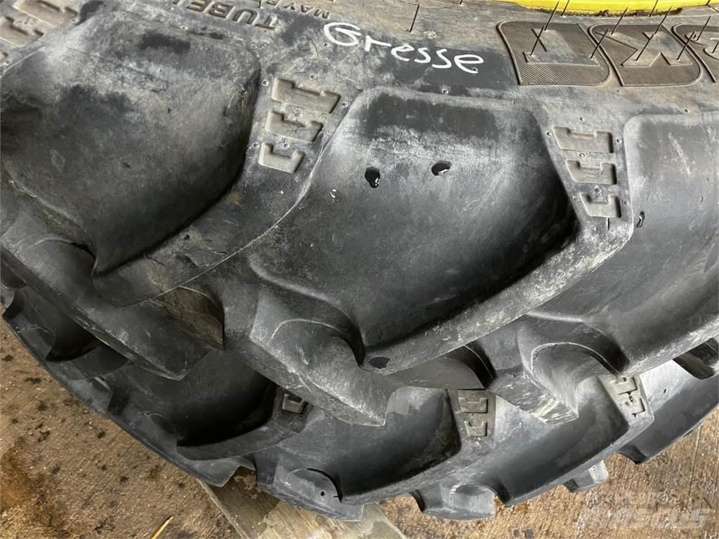 BKT 270/95R32 Gume, kotači i naplatci