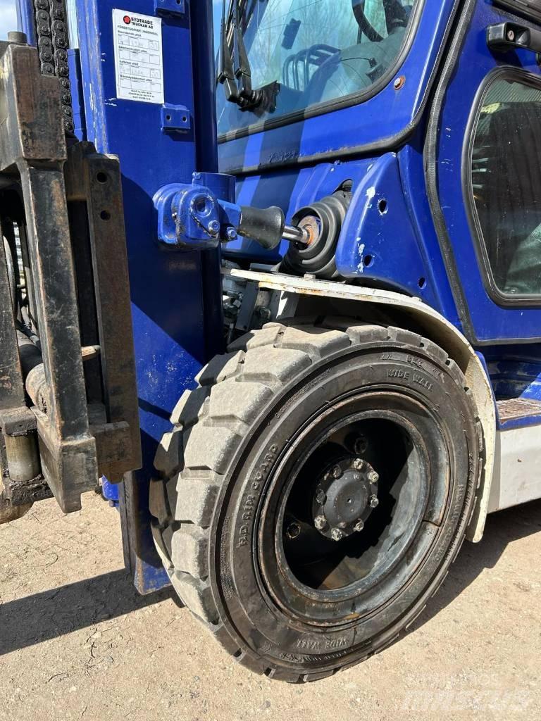 Komatsu FD 30 T-14 Dizelski viličari