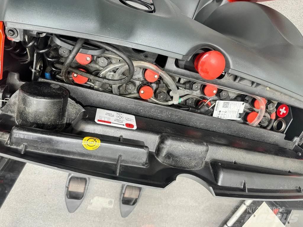 Linde L 12 Ručni električni viličar