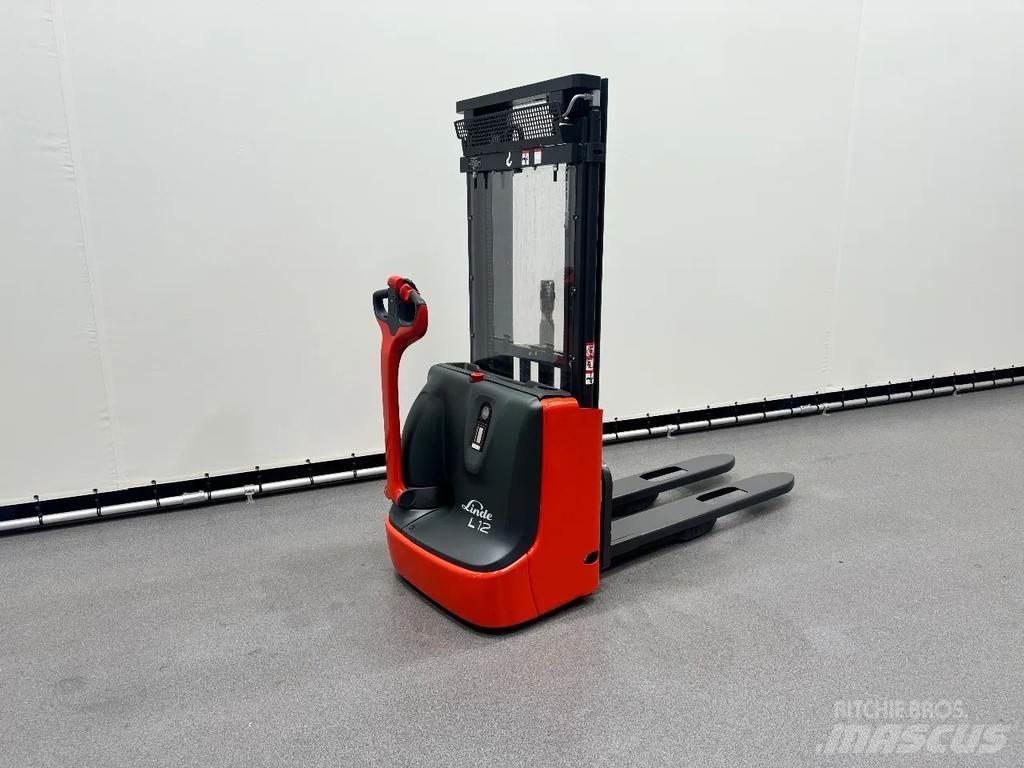 Linde L 12 Ručni električni viličar