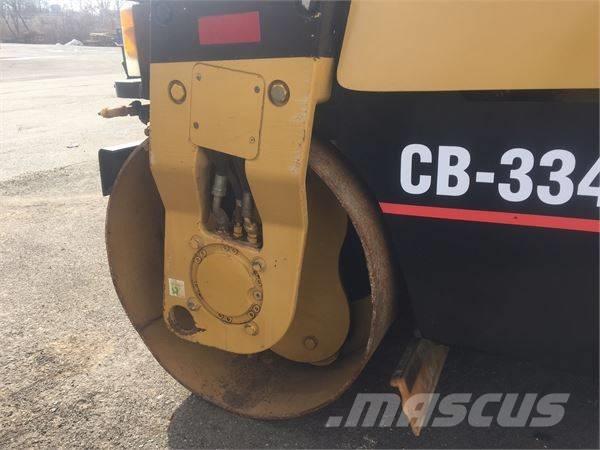 CAT CB 334 D Valjci sa dvojnim bubnjem
