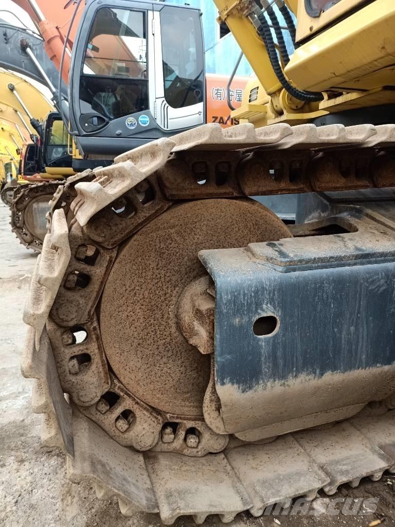 Komatsu PC400-7 Bageri gusjeničari