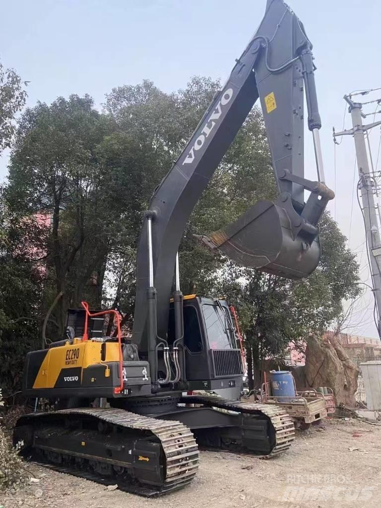 Volvo 290D Bageri gusjeničari
