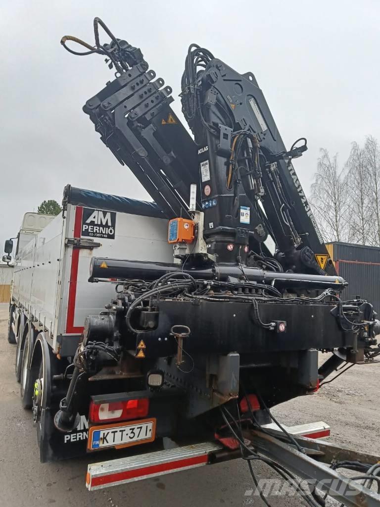 DAF XF 530 FAW Kamioni sa kranom