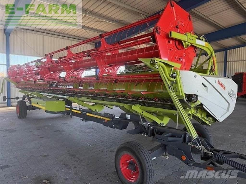 CLAAS lexion 7700 Kombajni