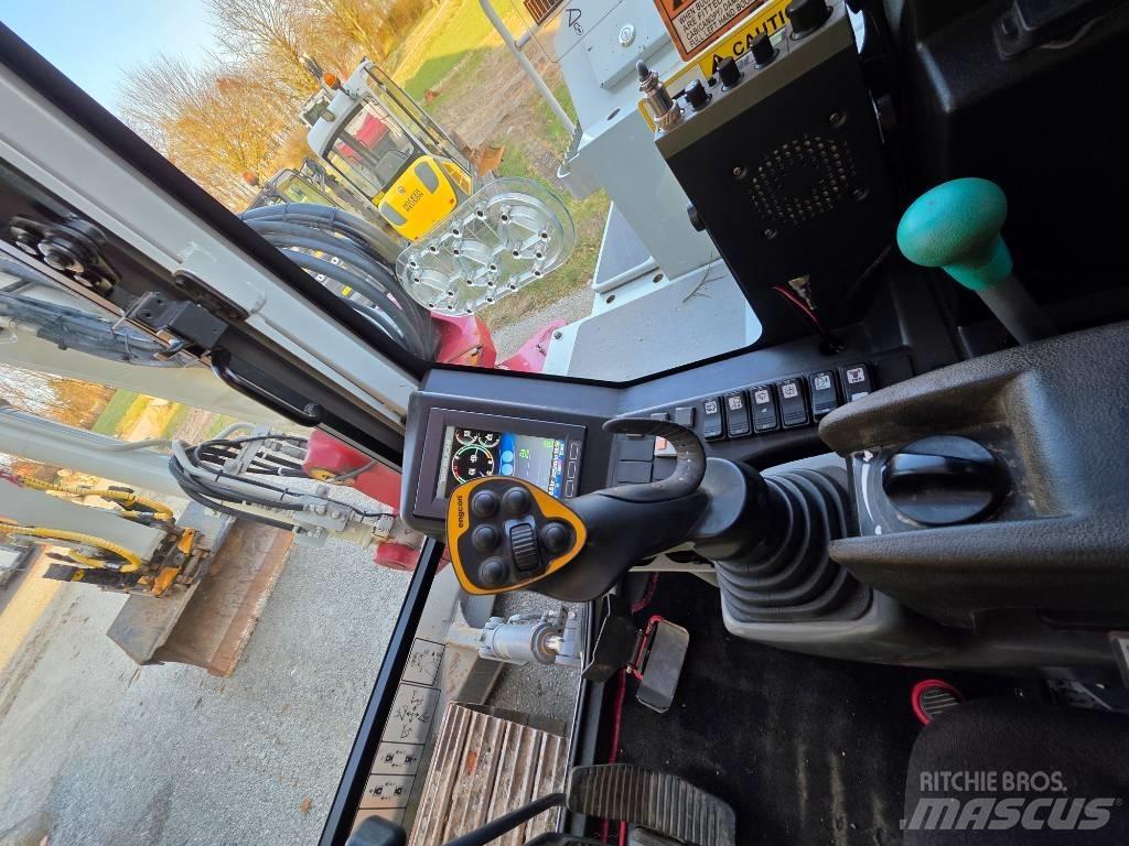 Takeuchi TB 2150 Bageri gusjeničari