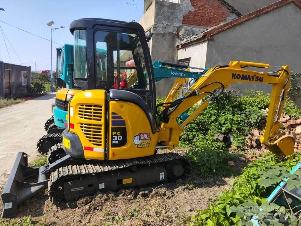 Komatsu PC 30 MR Mini bageri <7t