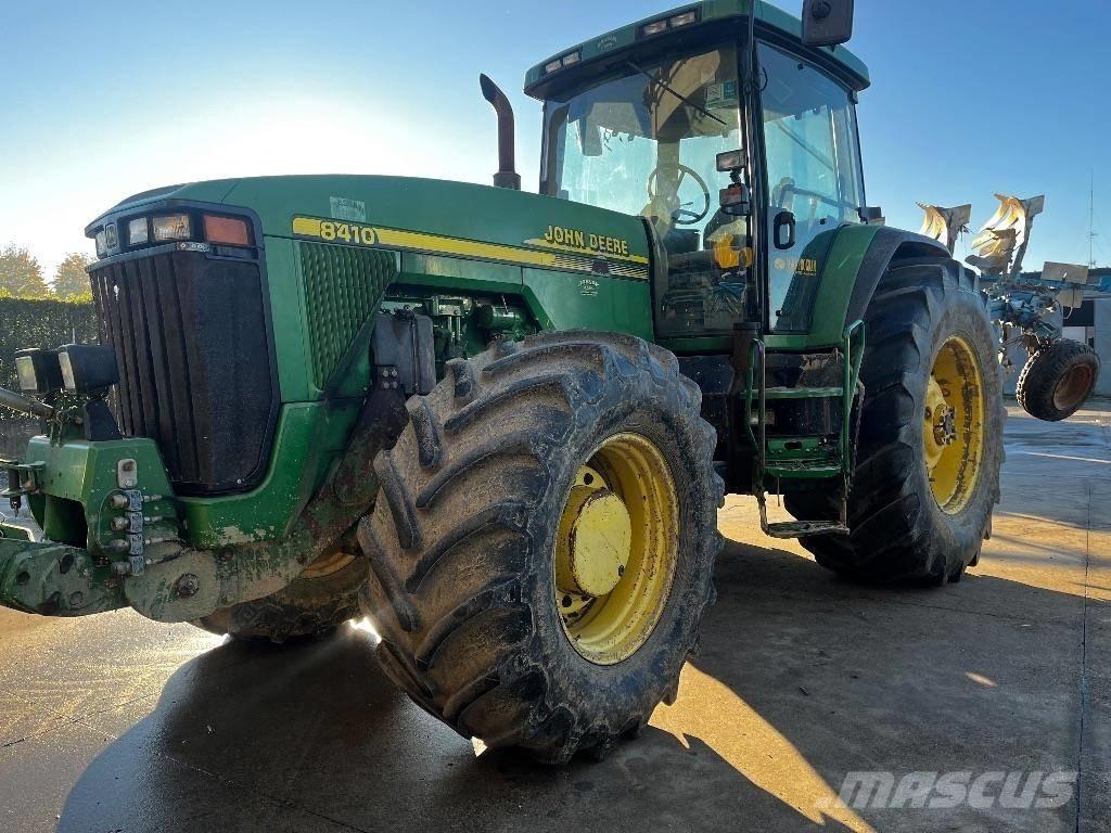 John Deere 8410 Traktori