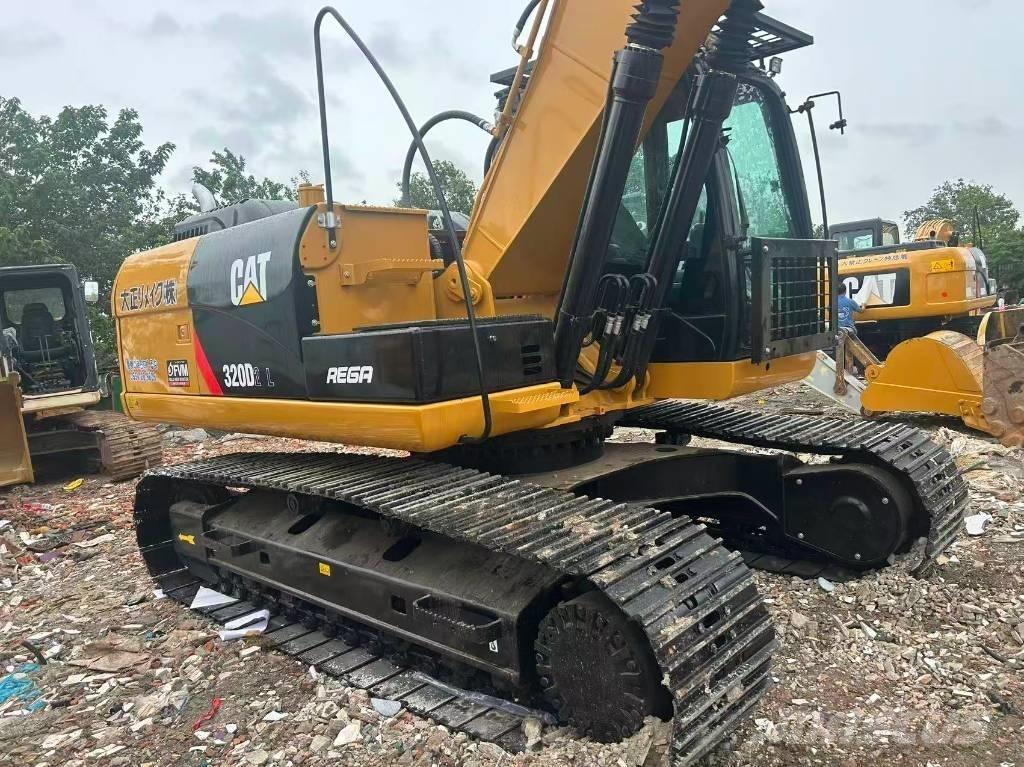 CAT 320D2L Bageri gusjeničari