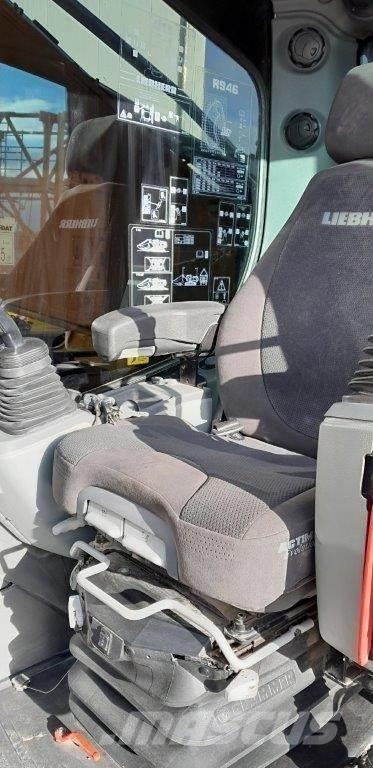 Liebherr R946 Bageri gusjeničari