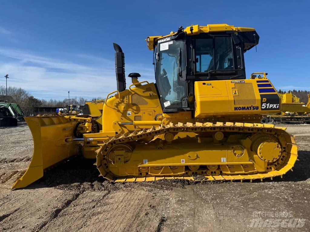 Komatsu D51PXI-24E0 Buldožeri gusjeničari