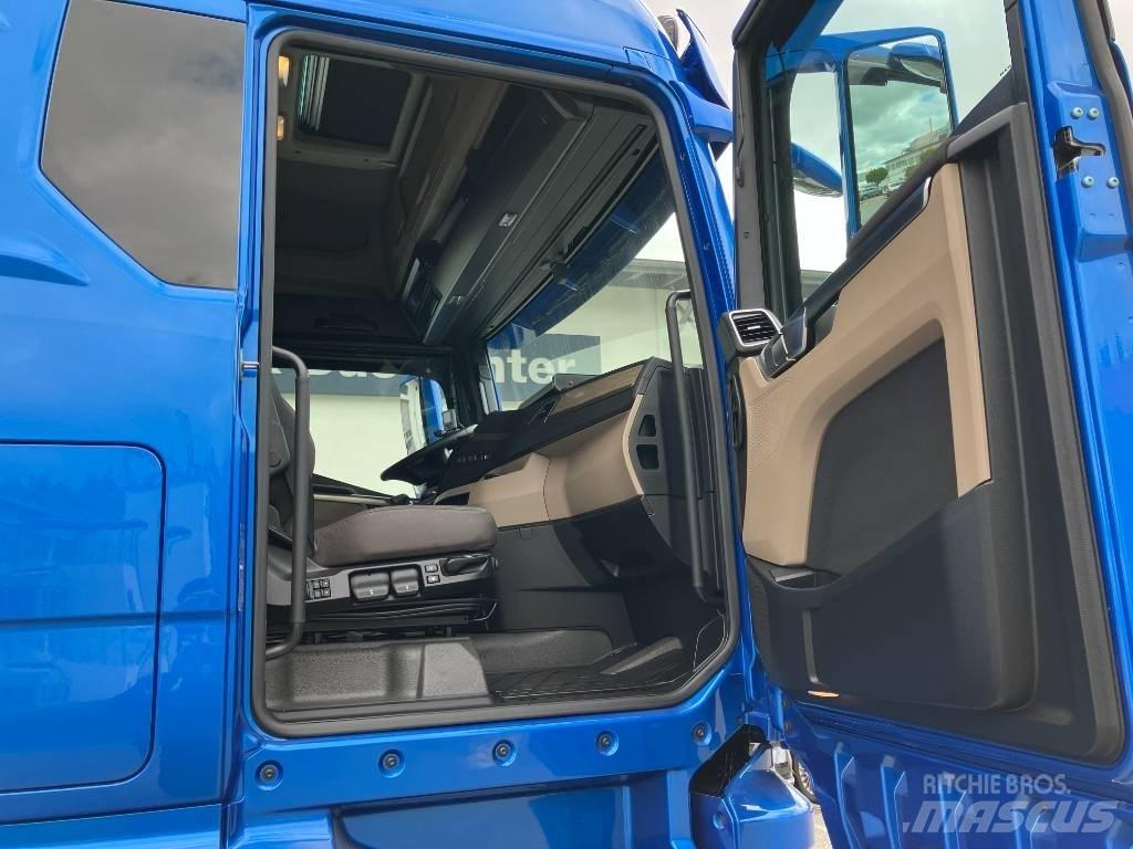 MAN TGX 26.510 Rol kiper kamioni s kukama za dizanje