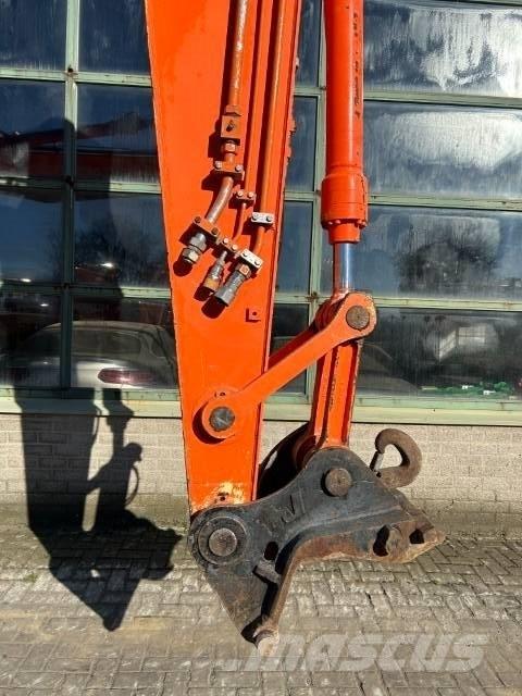 Hitachi ZX 160 W Bageri na kotačima