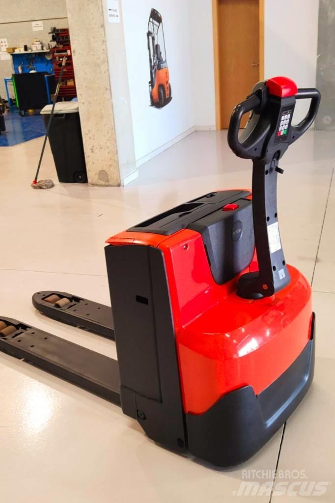 BT LWE 180 Nisko podizni električni viličar