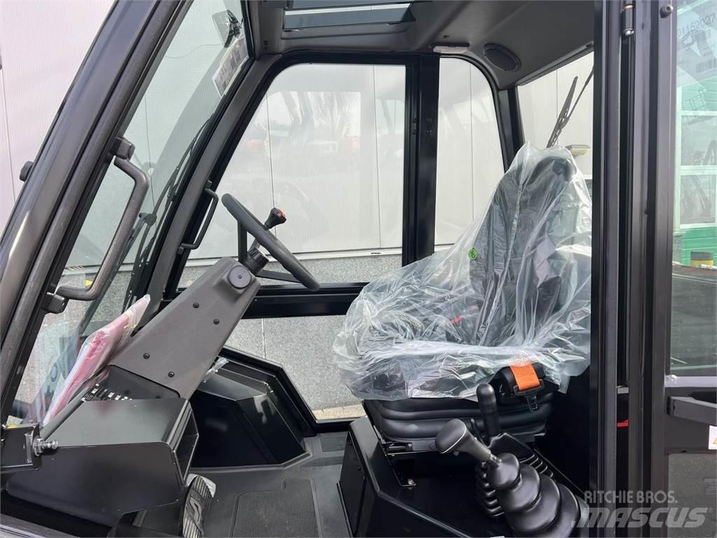 Manitou M30-4 Terenski viličar