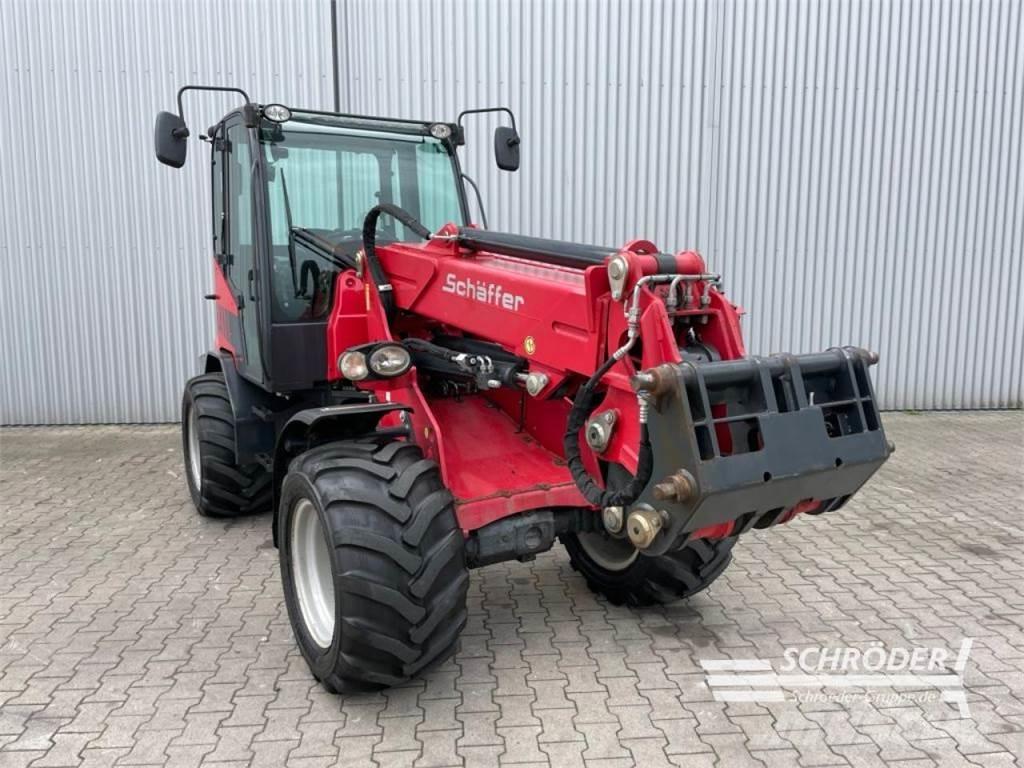 Schäffer 6680 T Utovarivači na kotačima