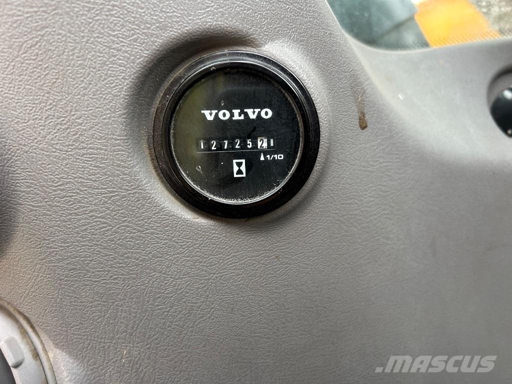 Volvo EC 220 EL Bageri gusjeničari