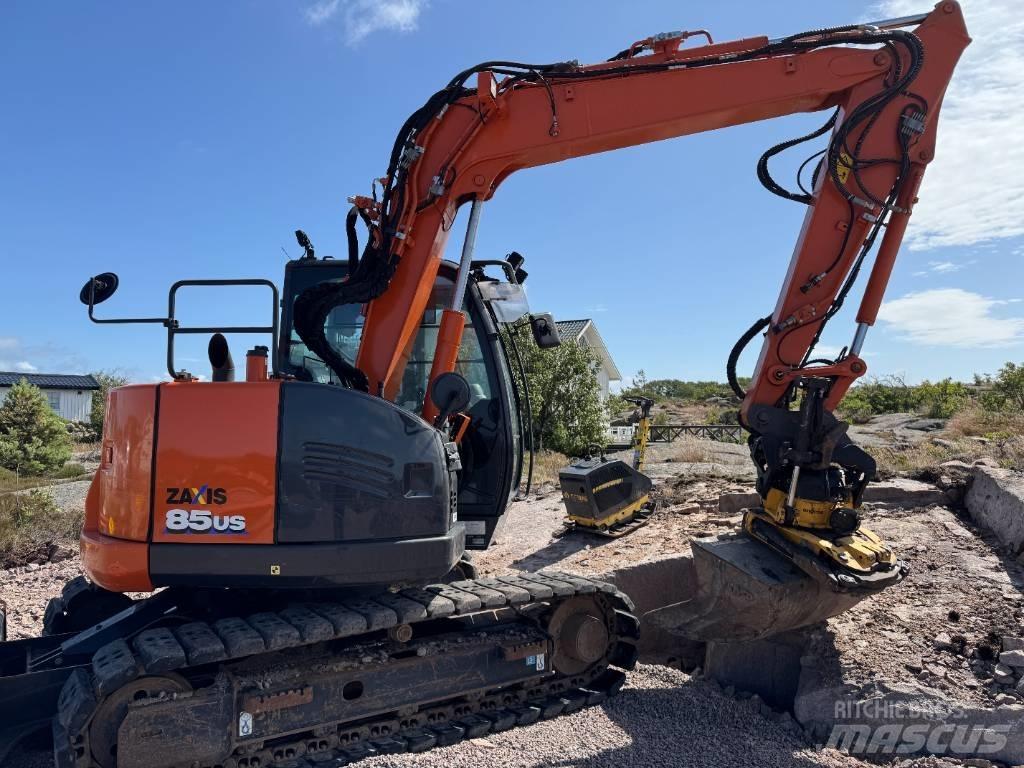 Hitachi ZX 85 US-6 Midi bageri 7t – 12t