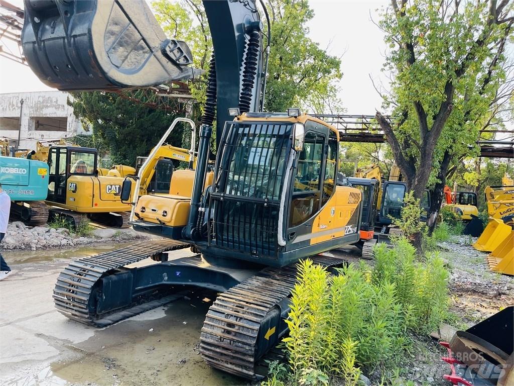 Hyundai 225 lc 9t Bageri gusjeničari