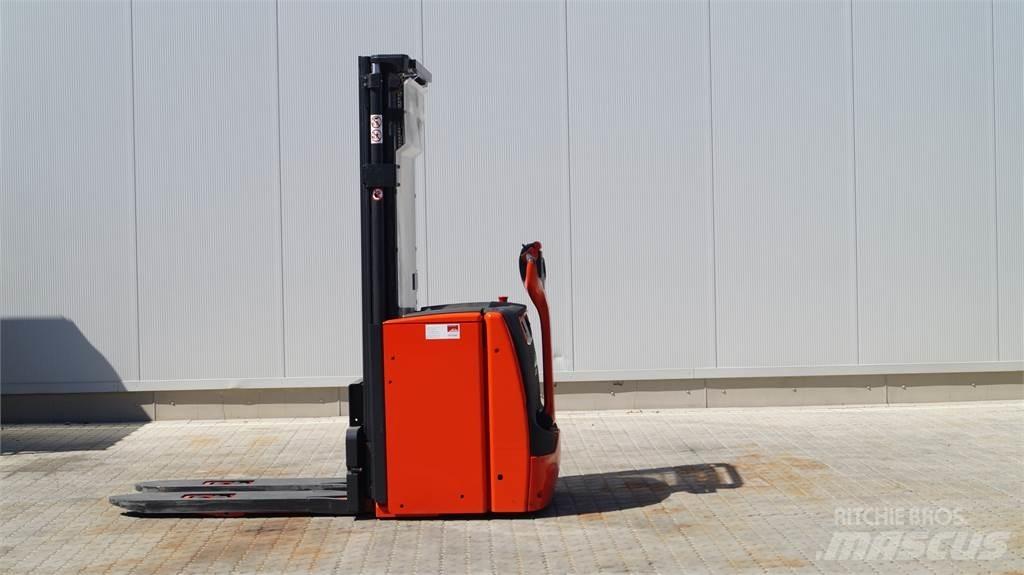 Linde L20i Ručni električni viličar