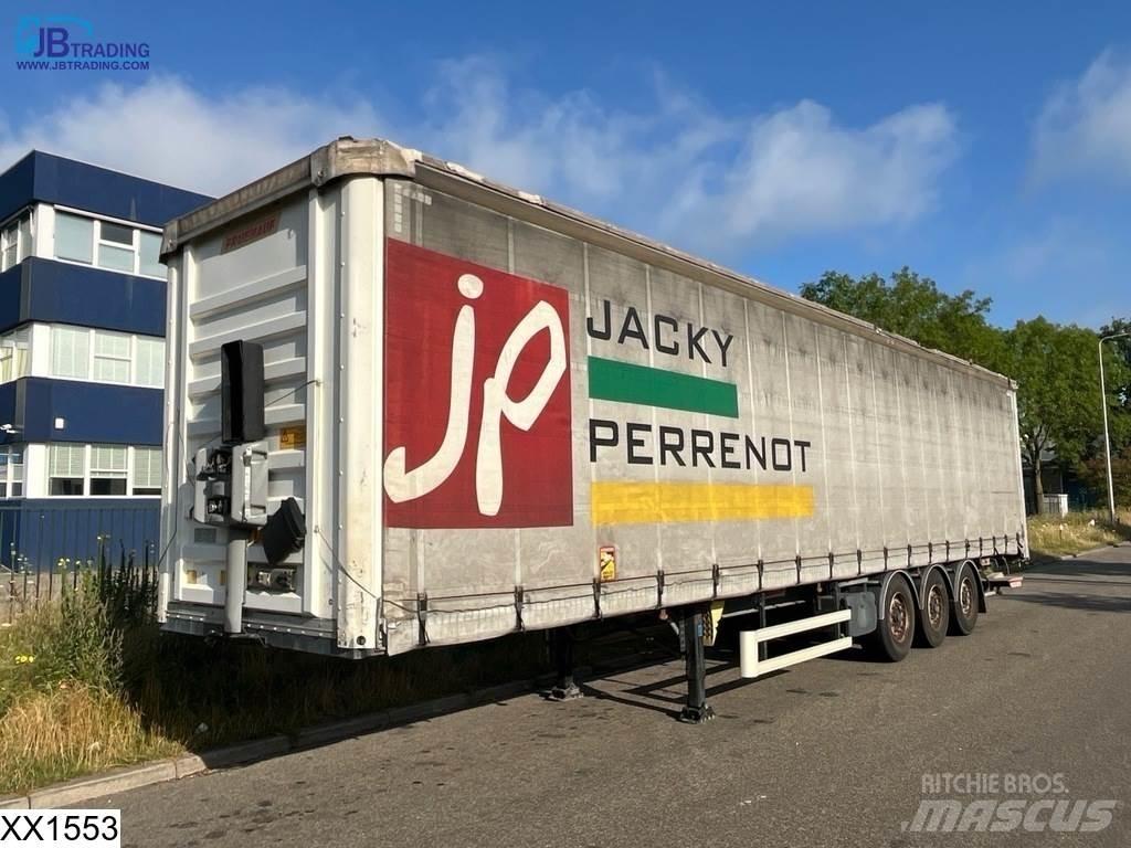 Fruehauf Tautliner Poluprikolice sa ceradom