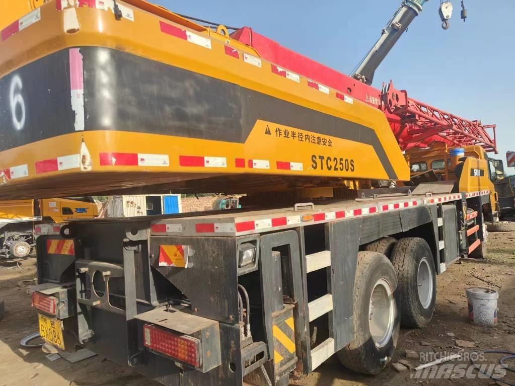 Sany STC250S Utovorne dizalice, vitla i dizala za materijal