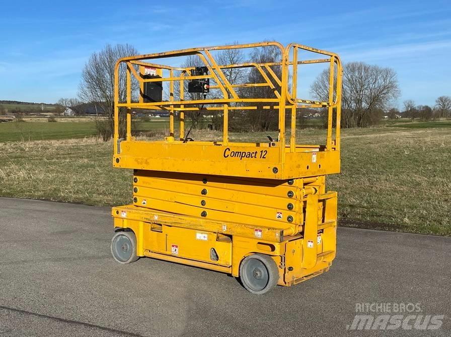 Haulotte Compact 12 Škaraste platforme