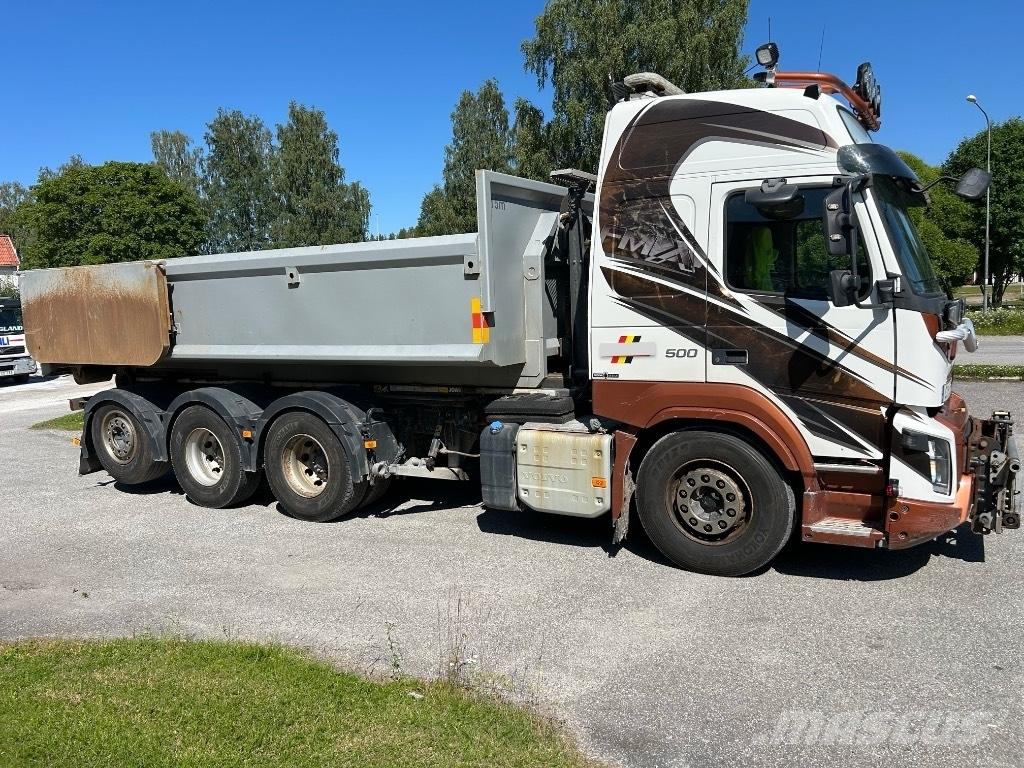 Volvo FMX 510 Rol kiper kamioni s kukama za dizanje