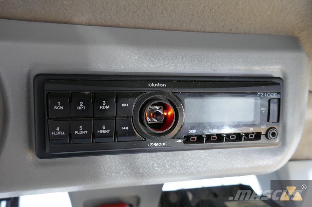 CAT 938M Utovarivači na kotačima