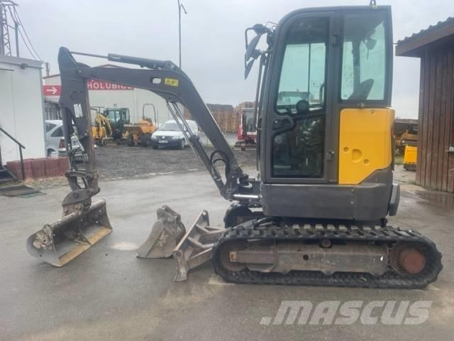Volvo ECR 25 D Mini bageri <7t