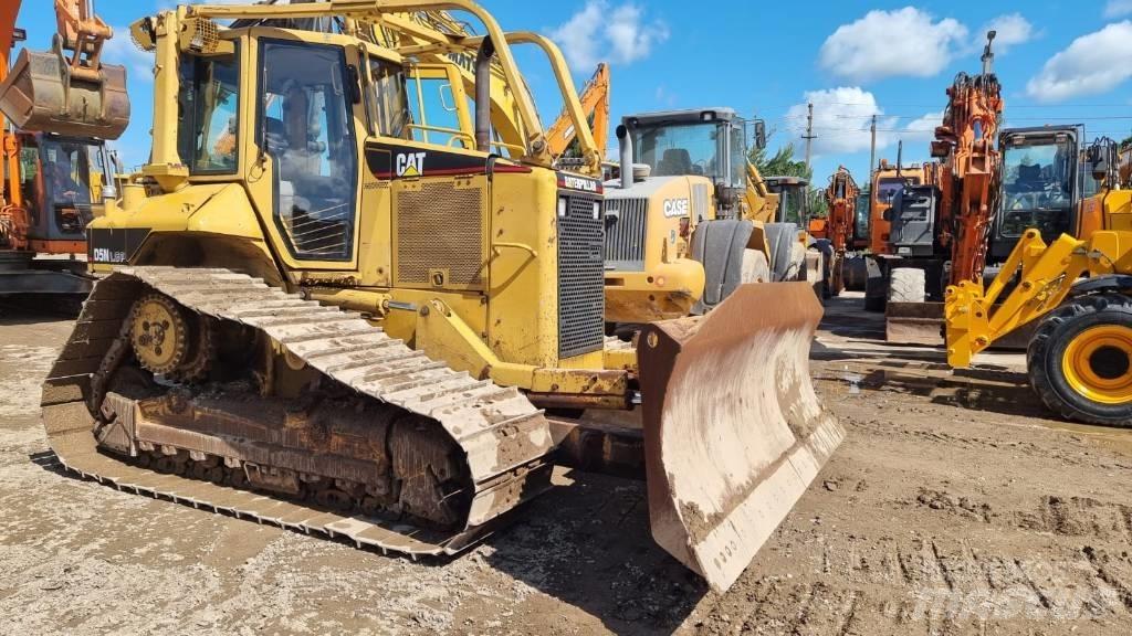 CAT D 5 N LGP Buldožeri gusjeničari