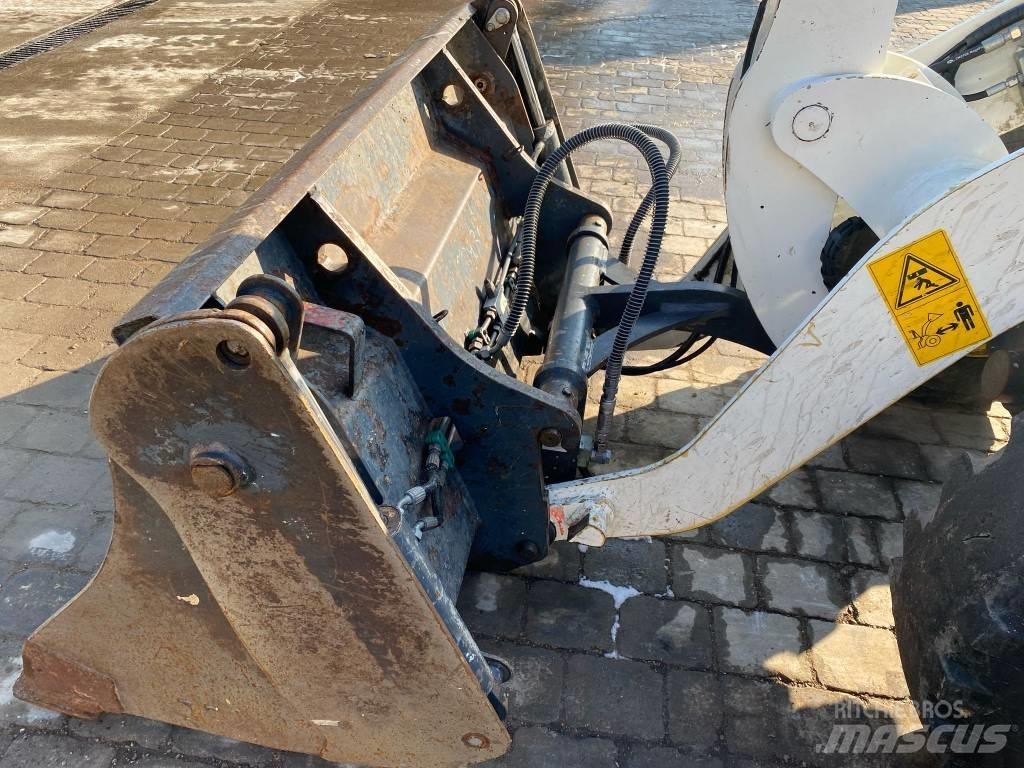 Komatsu WA 70-7 Utovarivači na kotačima