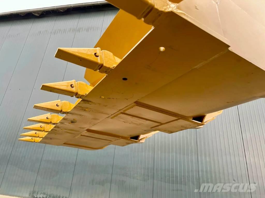 CAT 950GC incl. Teeth Kašike / Korpe