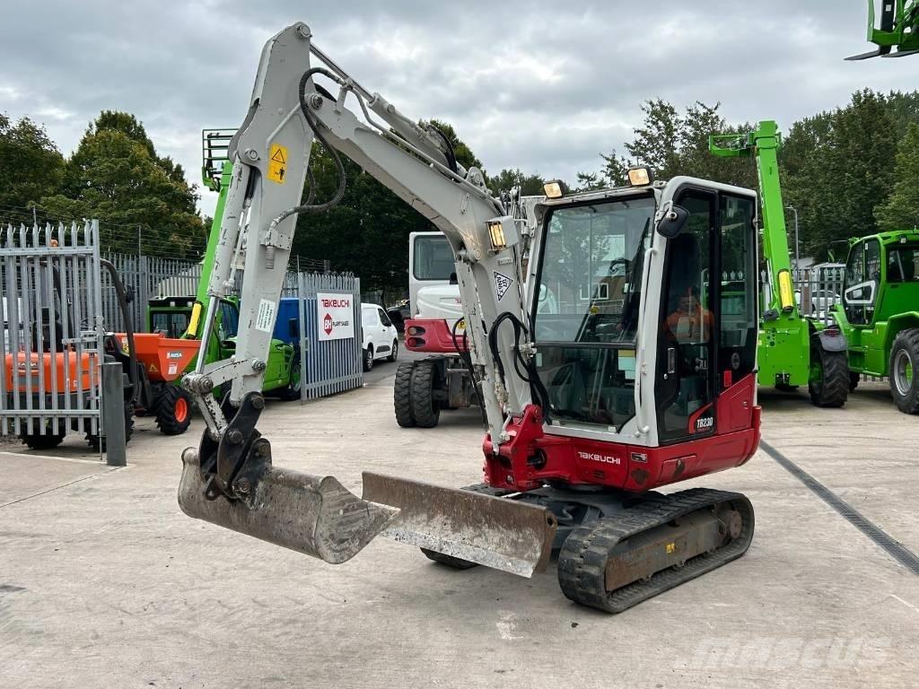 Takeuchi TB 230 Mini bageri <7t