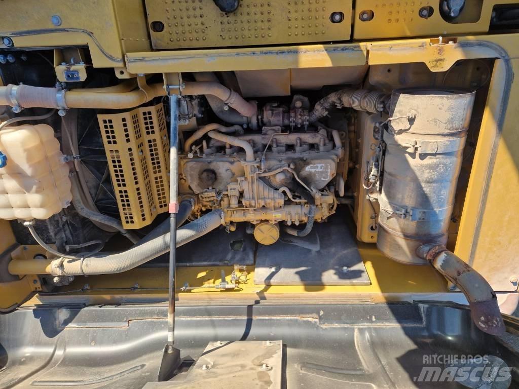 CAT 320 EL Bageri gusjeničari