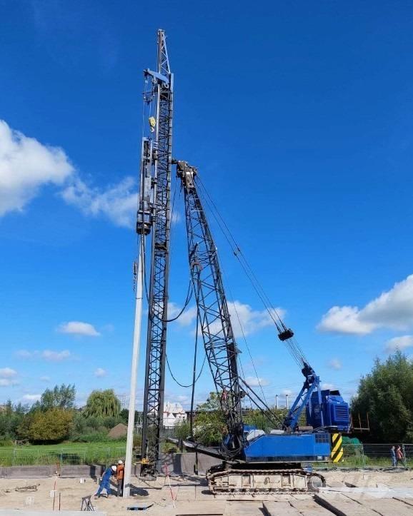 Hitachi KH300-3 PD Kranovi sa gusjenicama