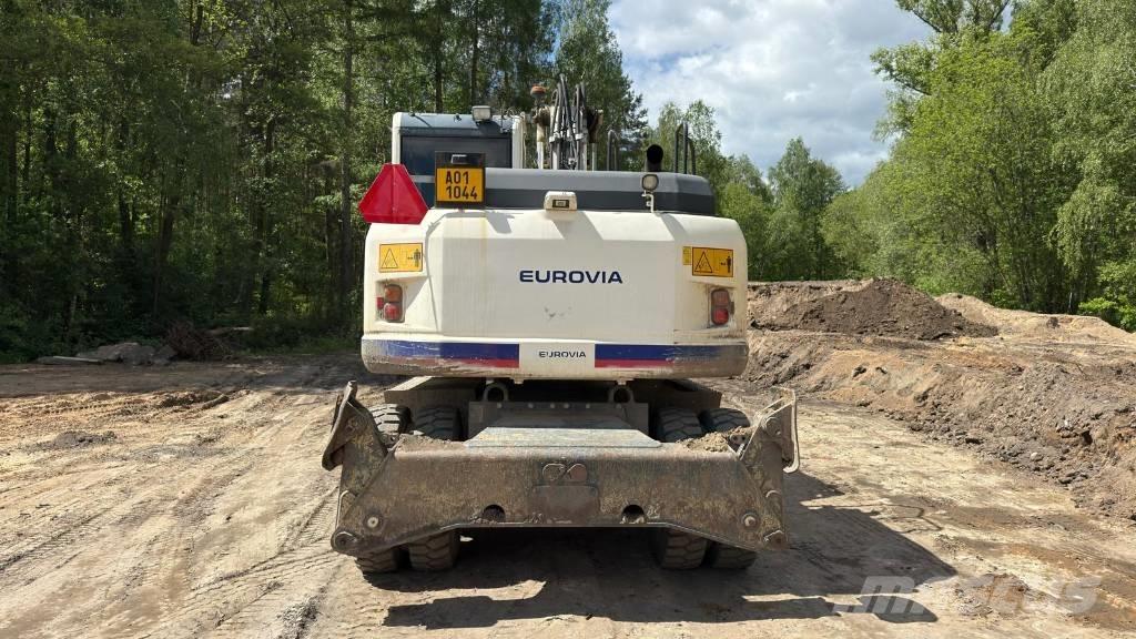 Komatsu PW 148-8 Bageri na kotačima