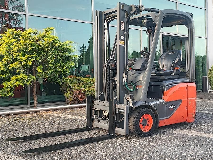 Linde E12-02 Električni viličari