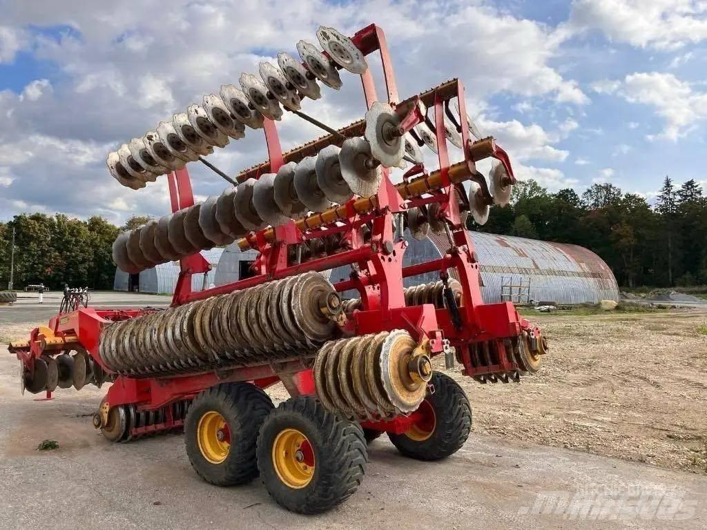 Väderstad Carrier820 Tanjurače