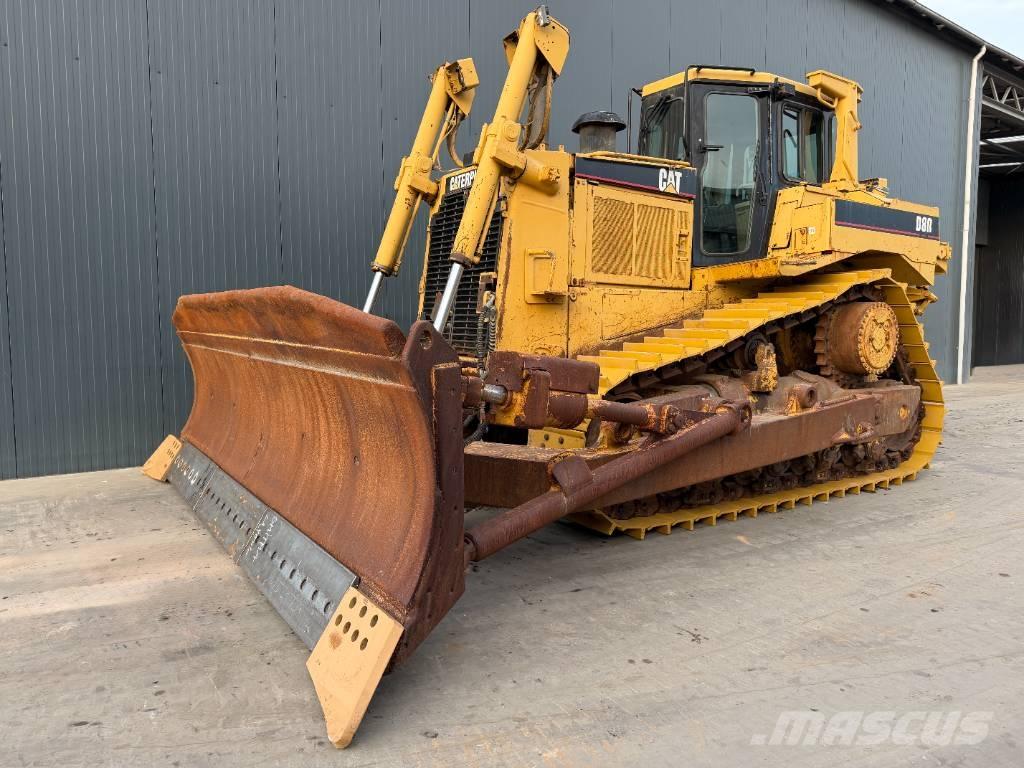 CAT D8R SERIES II Buldožeri gusjeničari
