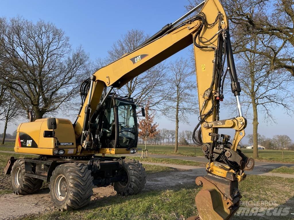 CAT M 313 D Bageri na kotačima