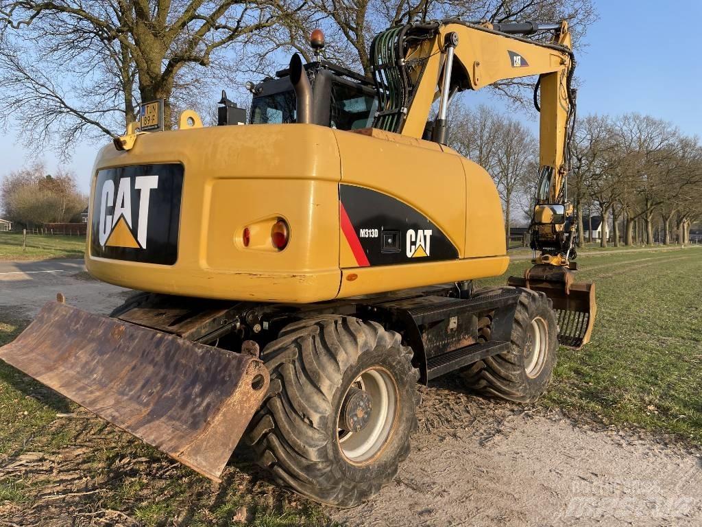 CAT M 313 D Bageri na kotačima
