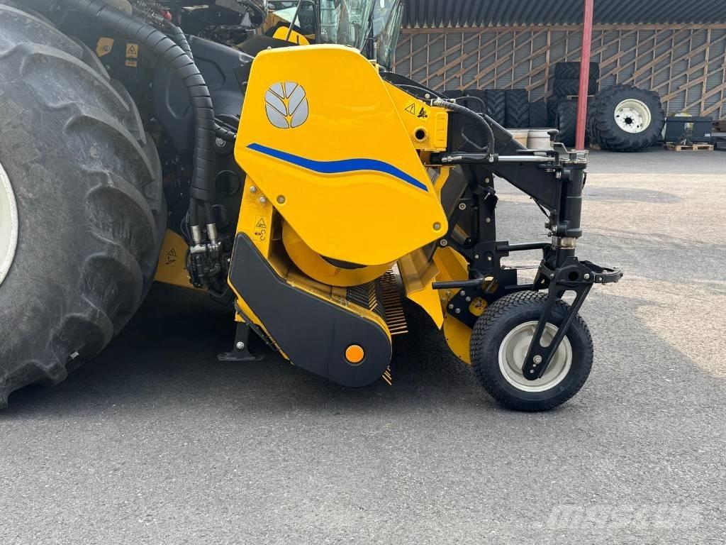 New Holland FR 550 Strojevi za krmu na vlastiti pogon