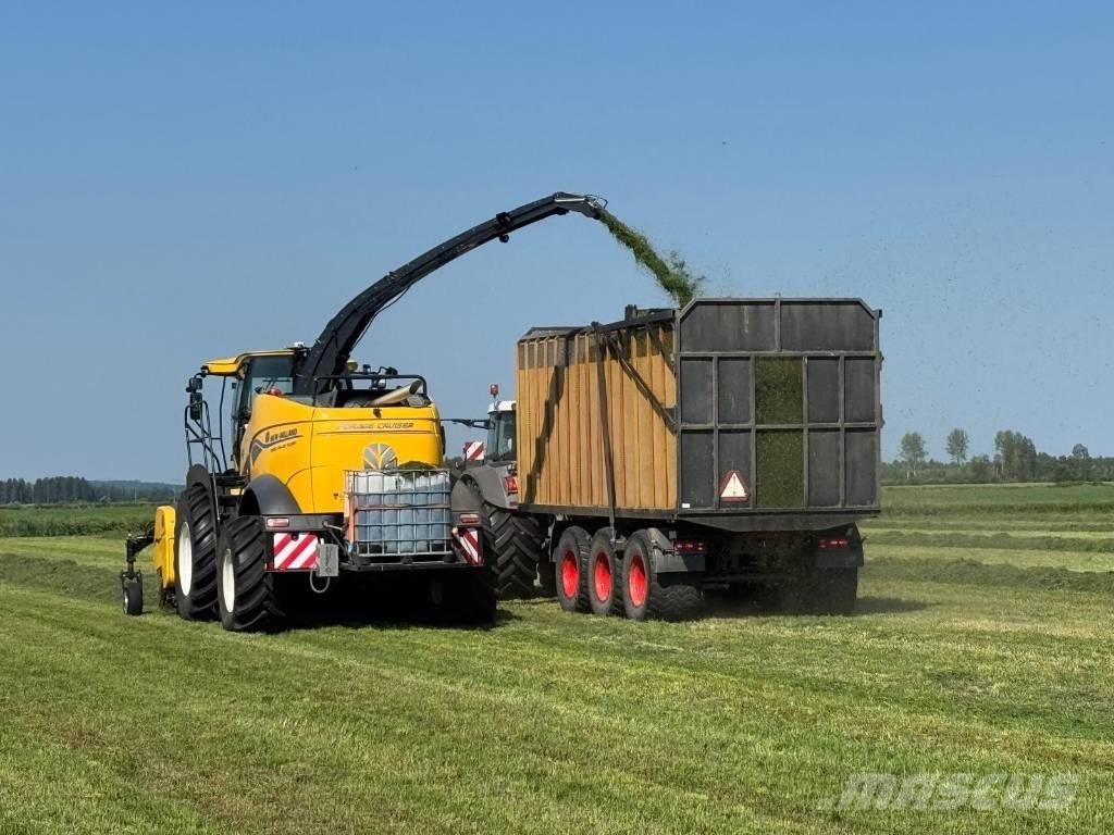 New Holland FR 550 Strojevi za krmu na vlastiti pogon