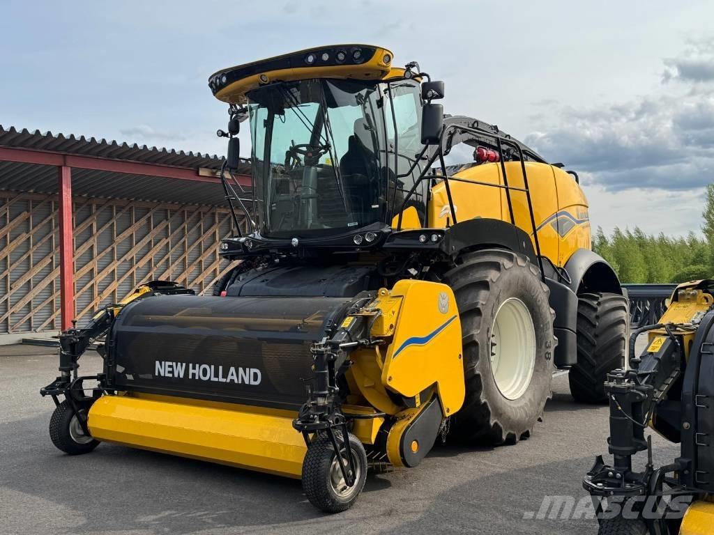 New Holland FR 550 Strojevi za krmu na vlastiti pogon