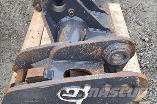 Develon Hitch Mini bageri <7t