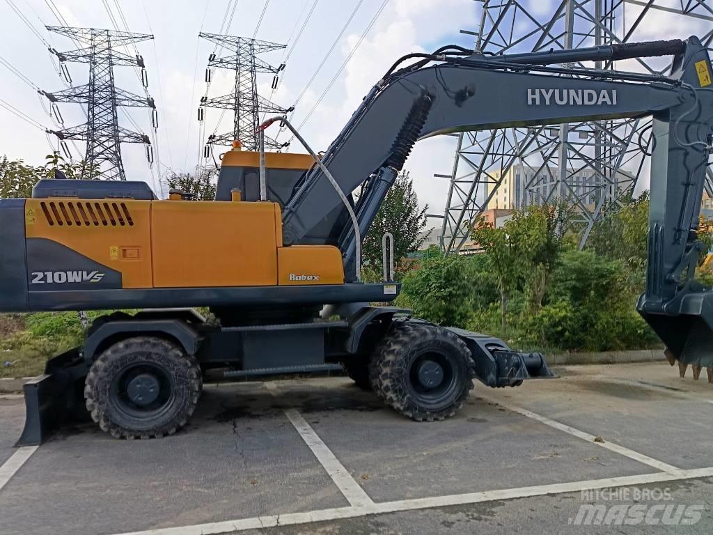Hyundai R210W Bageri na kotačima