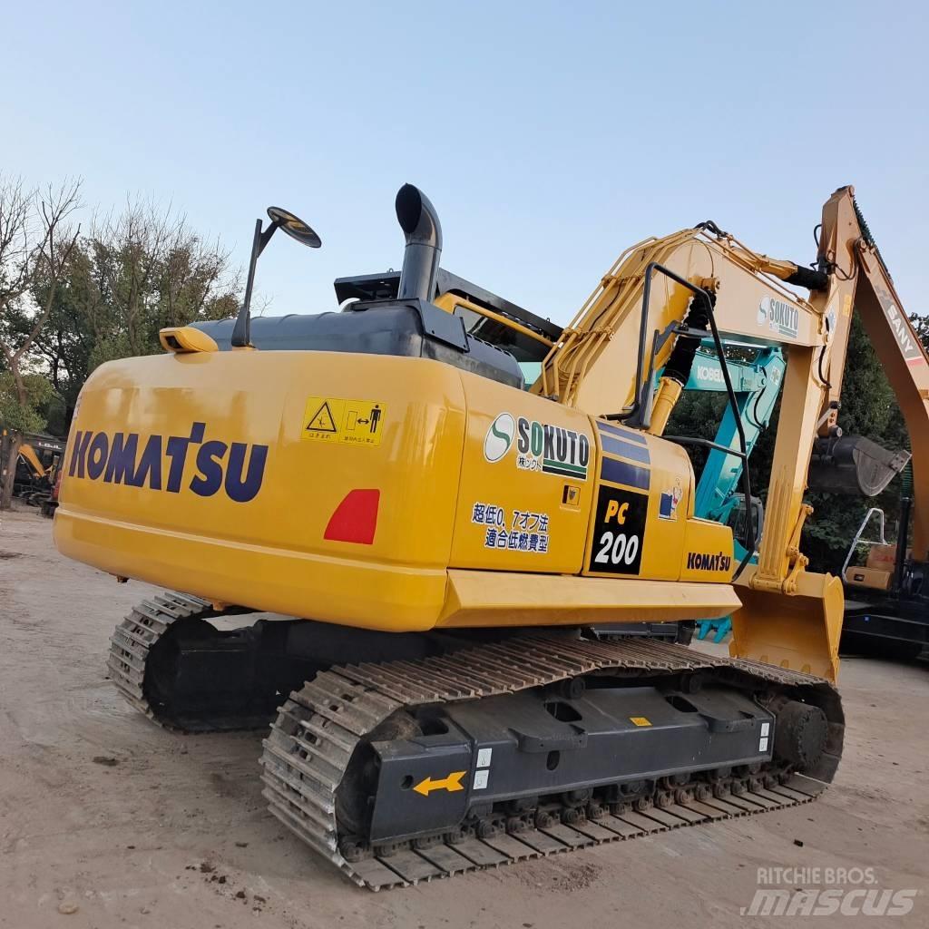 Komatsu PC 200-8 Bageri gusjeničari